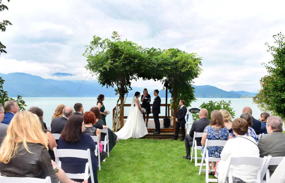 wedding ceremony at Lodge on Harrison Lake